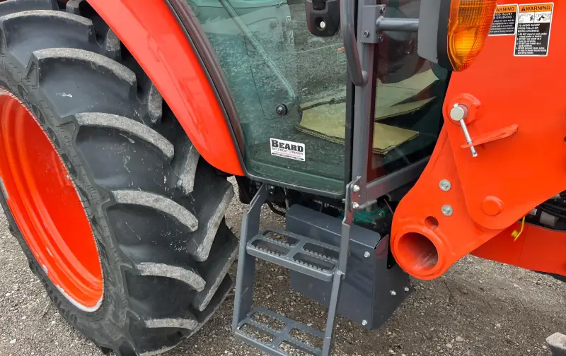 2021 Kubota M4-071D Deluxe MFWD Tractor W/Loader | Agriculture photo 29
