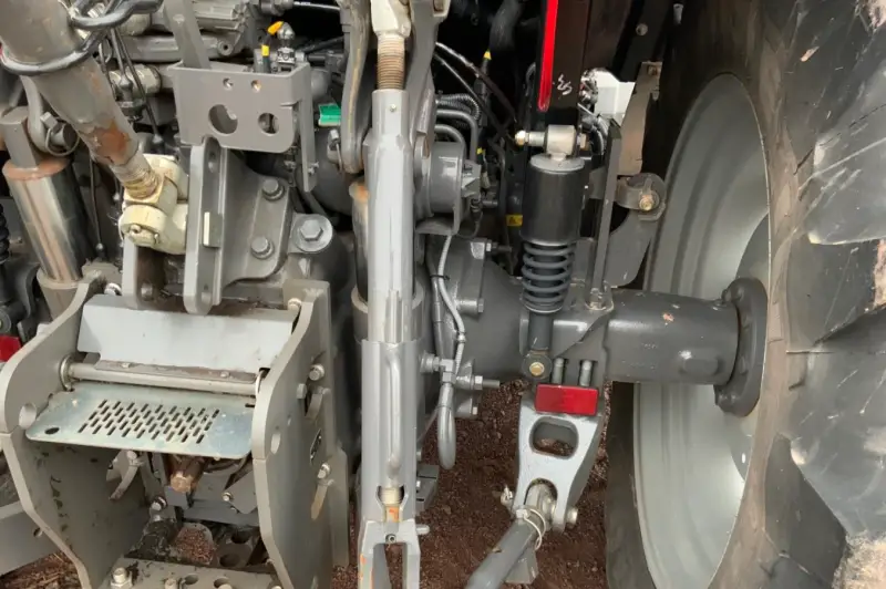 2018 Massey Ferguson 5713SL MFWD photo 38