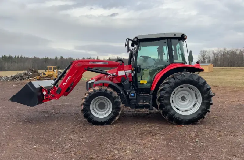 2018 Massey Ferguson 5713SL MFWD photo 8