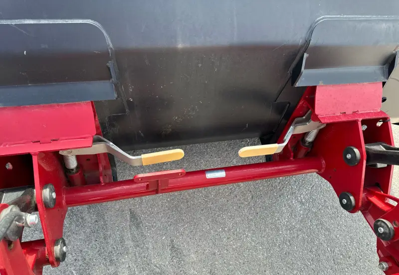 2022 Case IH Farmall 115A photo 23