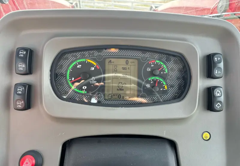2022 Case IH Farmall 115A photo 62