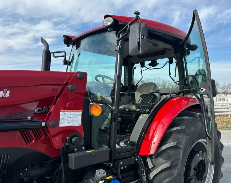 2022 Case IH Farmall 115A photo 52