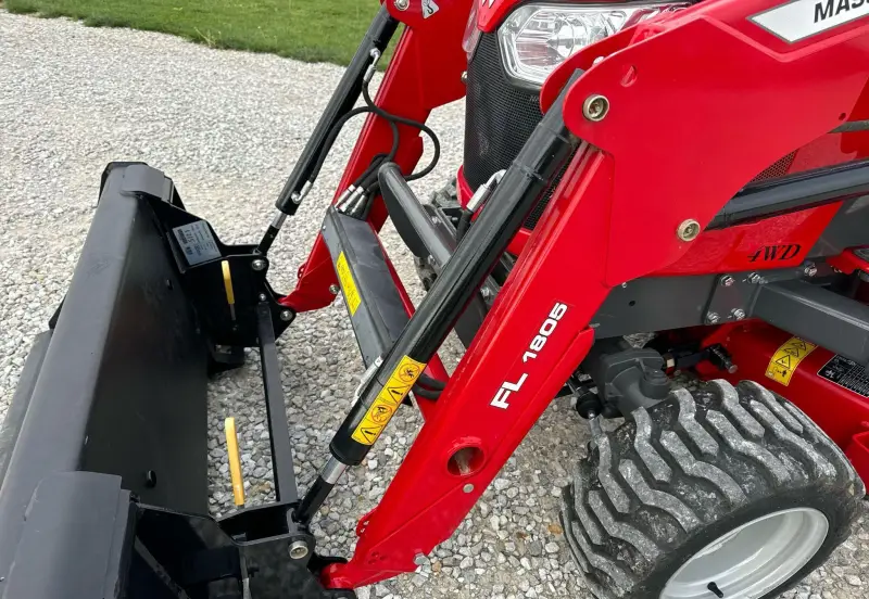 2021 Massey Ferguson GC1723 photo 28