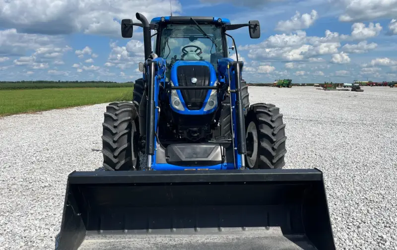 2023 New Holland T6.145 MFWD Tractor W/Loader | Agriculture photo 2