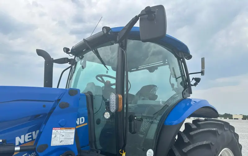 2023 New Holland T6.145 MFWD Tractor W/Loader | Agriculture photo 18