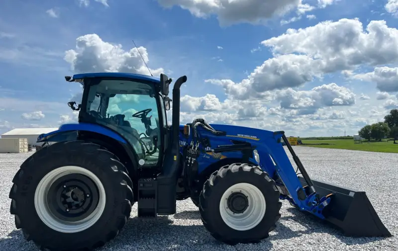 2023 New Holland T6.145 MFWD Tractor W/Loader | Agriculture photo 4