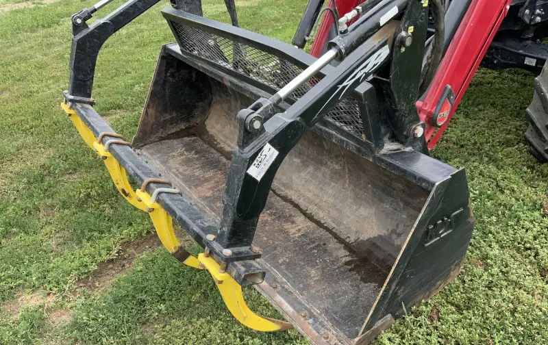 2021 Case IH Maxxum 150 MFWD Tractor W/Grapple Loader photo 15