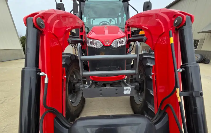 2022 Massey Ferguson 6713 MFWD Tractor W/FL3723 Loader photo 21
