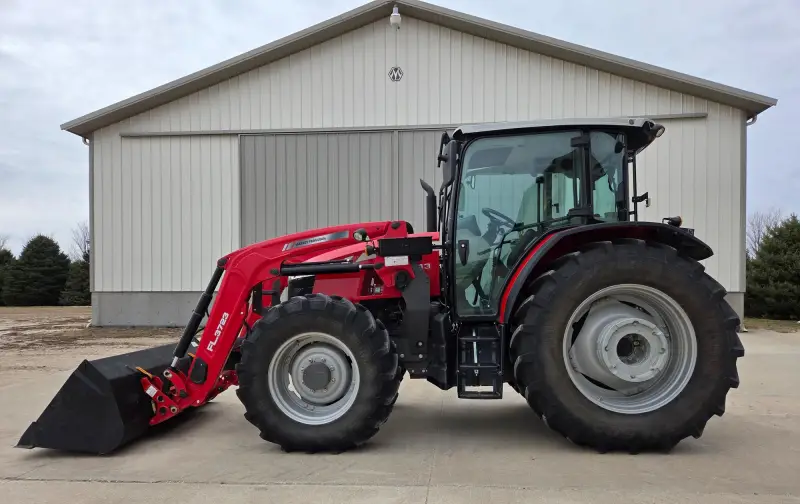 2022 Massey Ferguson 6713 MFWD Tractor W/FL3723 Loader photo 8