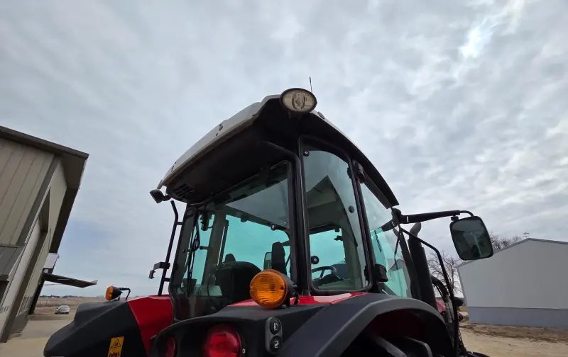 2022 Massey Ferguson 6713 MFWD Tractor W/FL3723 Loader photo 10