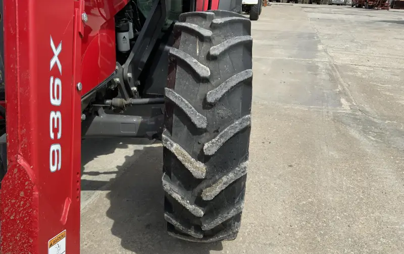 2017 Massey Ferguson 4710 MFWD Tractor W/Loader | Agriculture photo 54