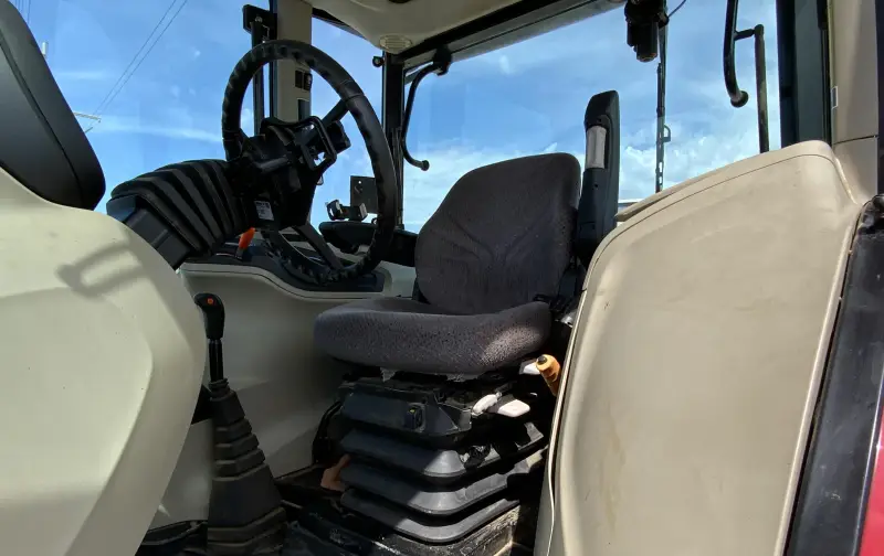 2017 Massey Ferguson 4710 MFWD Tractor W/Loader | Agriculture photo 69
