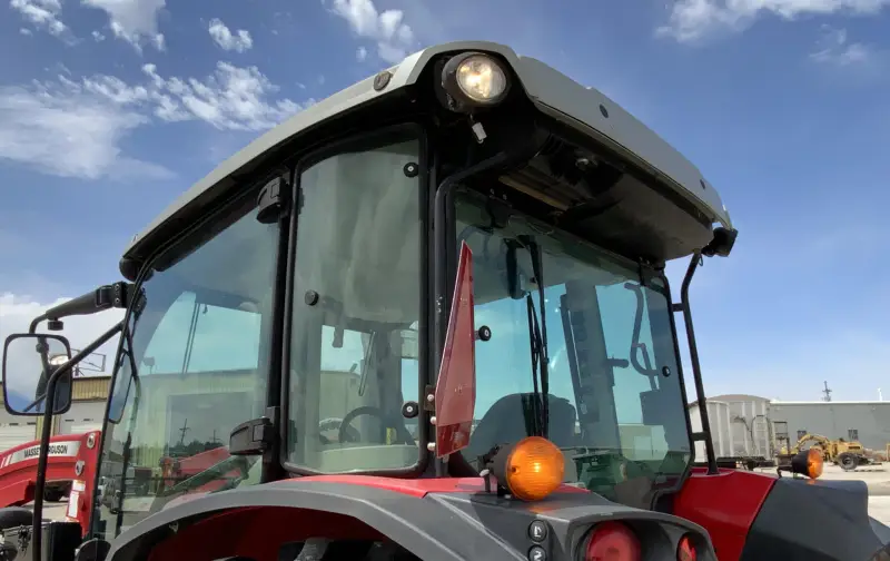 2017 Massey Ferguson 4710 MFWD Tractor W/Loader | Agriculture photo 32