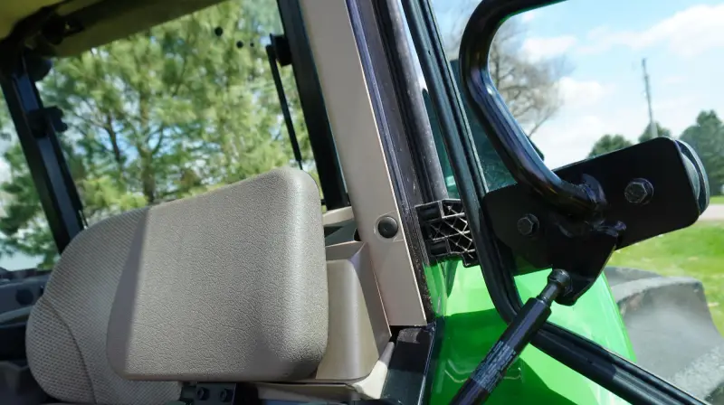 2018 John Deere 6105E MFWD Tractor W/540M Loader | Agriculture photo 91