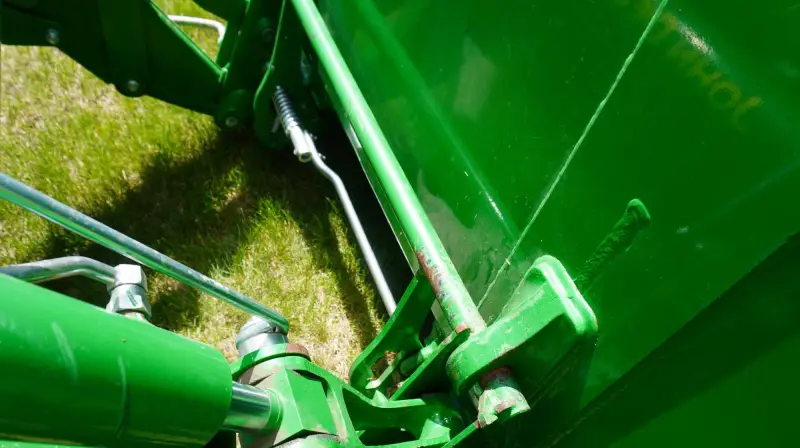 2018 John Deere 6105E MFWD Tractor W/540M Loader | Agriculture photo 24