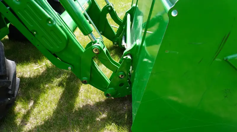 2018 John Deere 6105E MFWD Tractor W/540M Loader | Agriculture photo 23