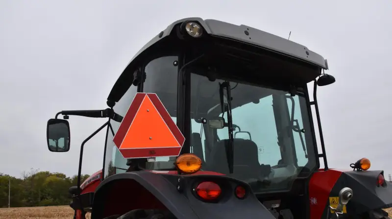 2022 Massey Ferguson 5711 Dyna-4 MFWD Tractor W/Loader | Agriculture photo 34