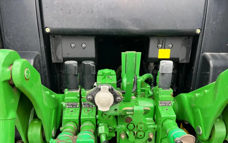 2015 John Deere 6130M MFWD Tractor W/Grapple Loader photo 11