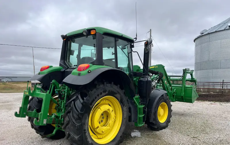 2015 John Deere 6130M MFWD Tractor W/Grapple Loader photo 5