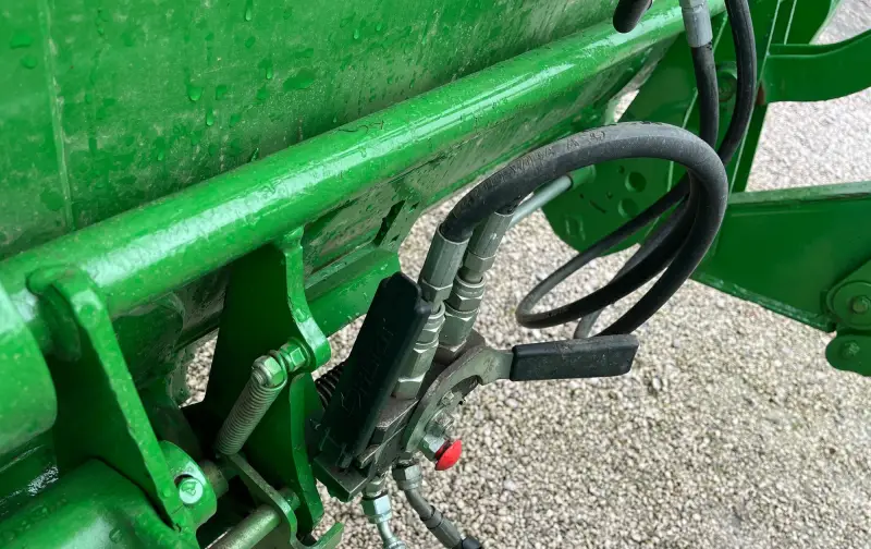 2015 John Deere 6130M MFWD Tractor W/Grapple Loader photo 24