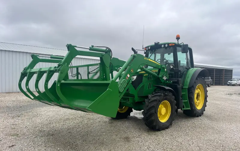 2015 John Deere 6130M MFWD Tractor W/Grapple Loader photo 1