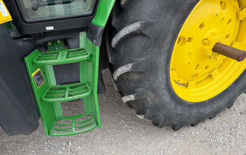 2013 John Deere 6125R MFWD Tractor | Agriculture photo 25