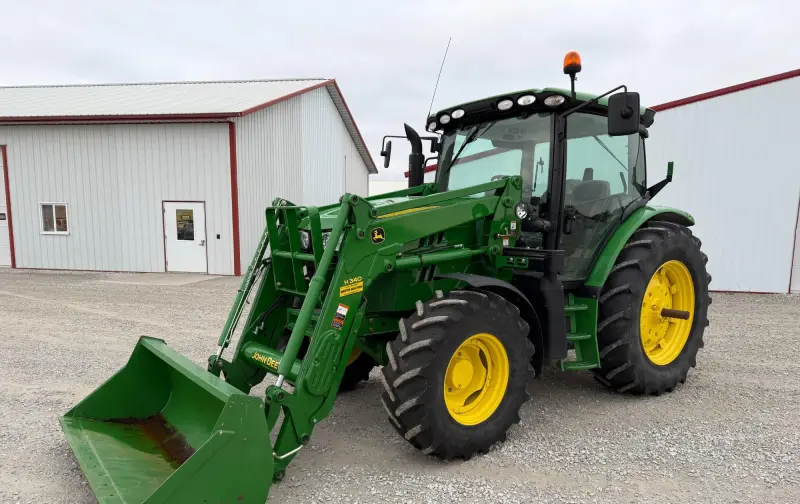 2013 John Deere 6125R MFWD Tractor | Agriculture photo 1