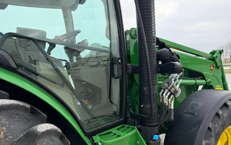 2013 John Deere 6125R MFWD Tractor | Agriculture photo 58