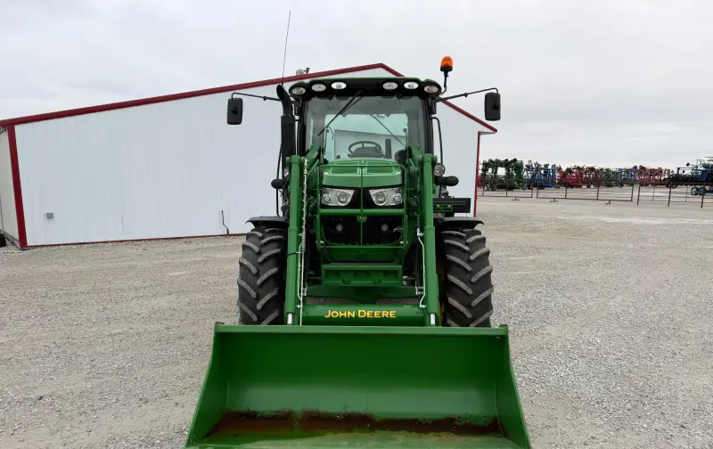 2013 John Deere 6125R MFWD Tractor | Agriculture photo 2