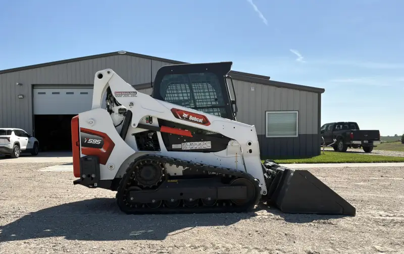 2023 Bobcat T595 Compact Track Loader photo 4