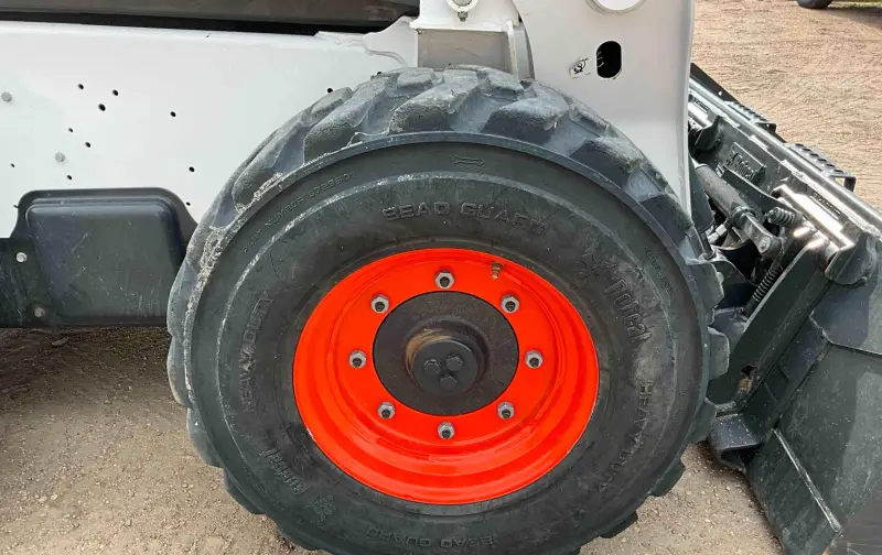 2022 Bobcat S740 Skid Steer photo 41