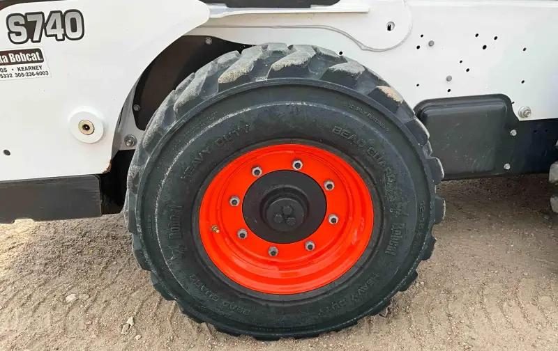 2022 Bobcat S740 Skid Steer photo 40