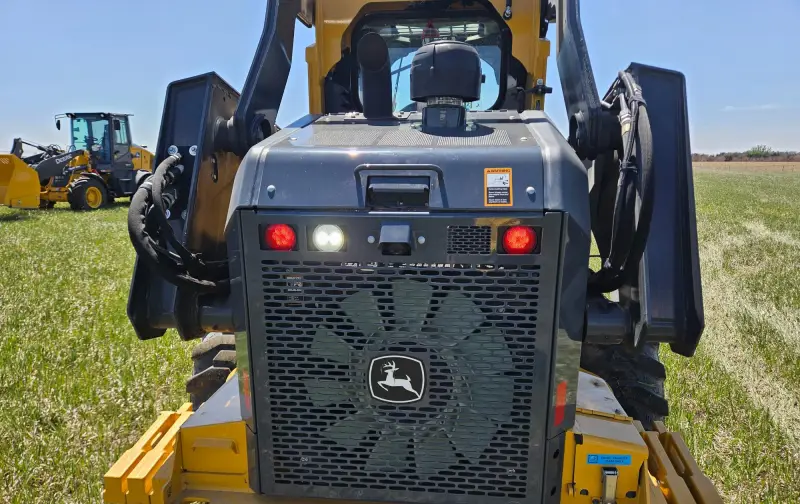 2019 John Deere 332G Skid Steer photo 18