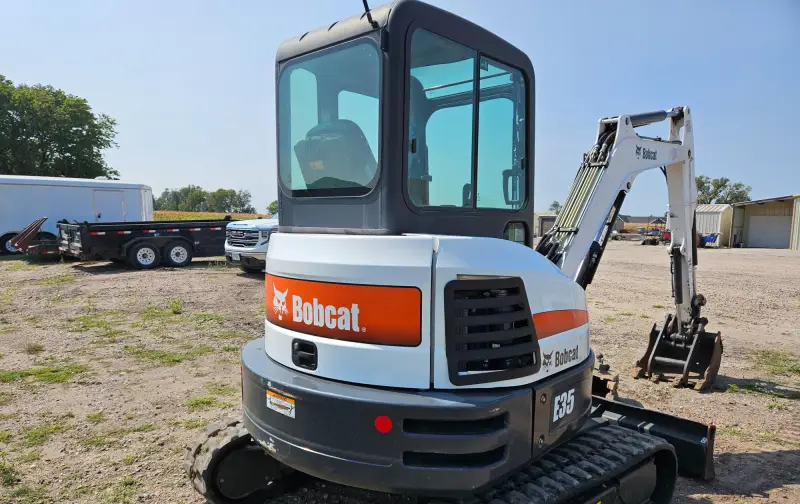 2016 Bobcat E35 Long Arm Mini Excavator | Construction photo 13