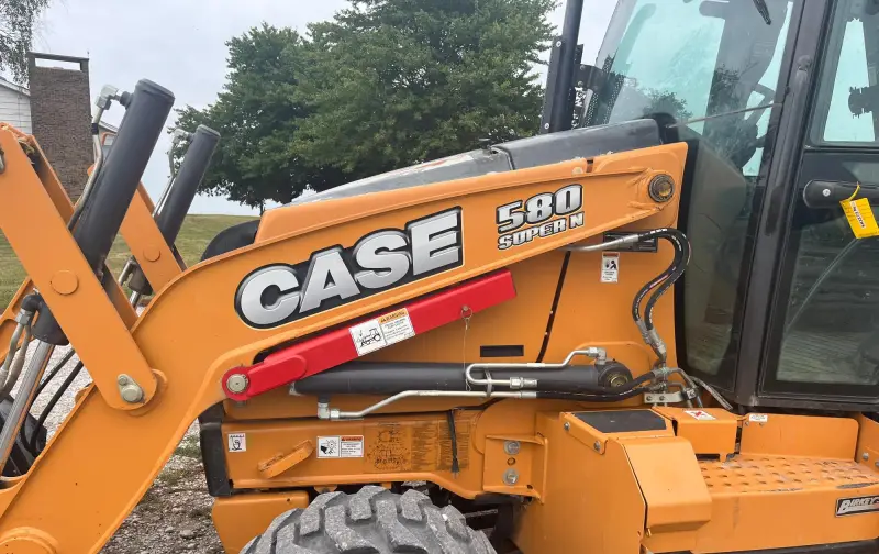 2015 Case 580 Super N 4x4 Loader Backhoe W/Extendahoe | Construction photo 9