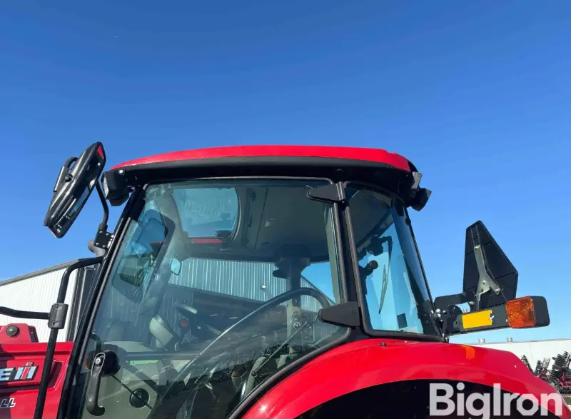2022 Case IH Farmall 140A MFWD photo 13