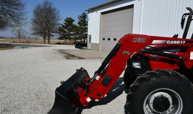 2009 Case IH Farmall 105U MFWD photo 21
