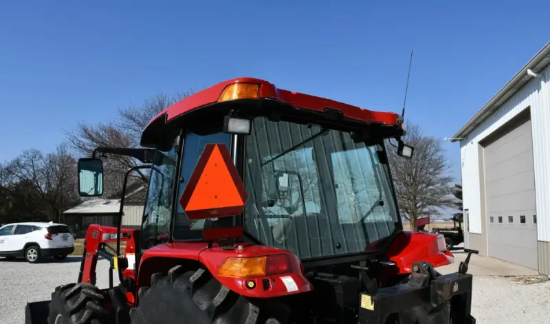 2009 Case IH Farmall 105U MFWD photo 25