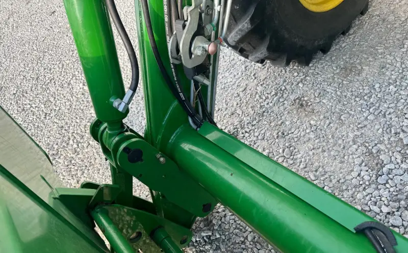 2010 John Deere 7530 Premium MFWD photo 44
