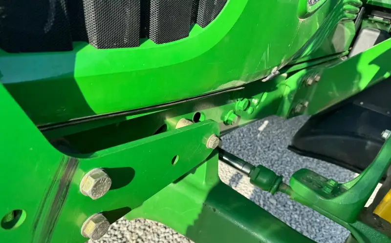 2010 John Deere 7530 Premium MFWD photo 15