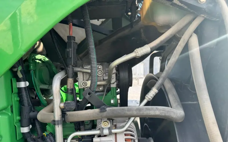 2010 John Deere 7530 Premium MFWD photo 65