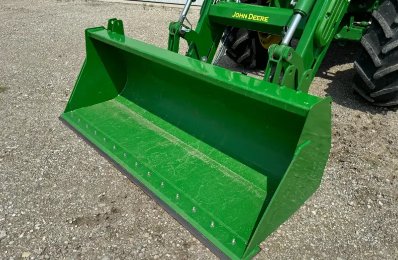 2023 John Deere 6R 110 MFWD photo 8