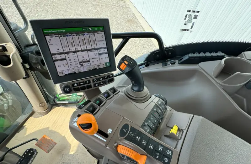 2023 John Deere 6R 110 MFWD photo 42