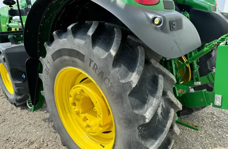 2023 John Deere 6R 110 MFWD photo 34