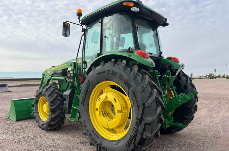 2021 John Deere 6120E MFWD photo 8