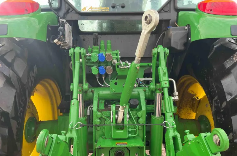 2021 John Deere 6120E MFWD photo 22