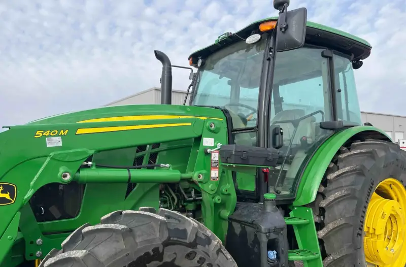 2021 John Deere 6120E MFWD photo 10