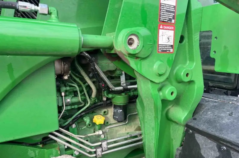 2021 John Deere 6120E MFWD photo 11