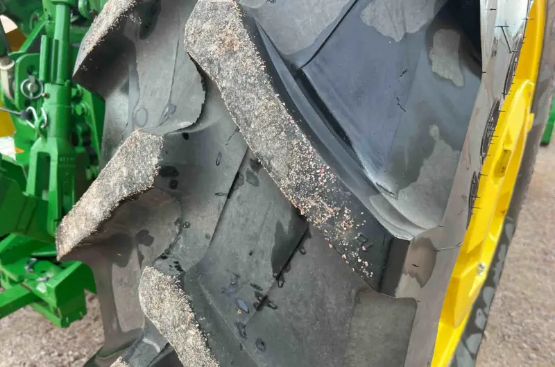 2021 John Deere 6120E MFWD photo 45