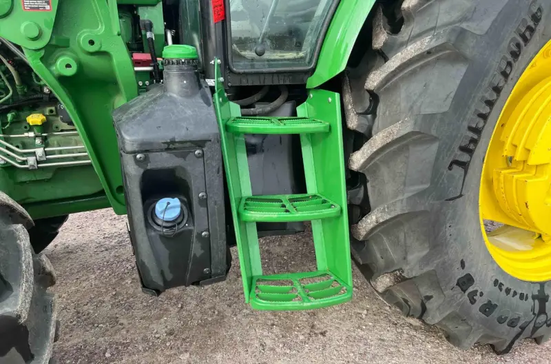 2021 John Deere 6120E MFWD photo 20
